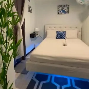  Bed & Breakfast Blue Royalty